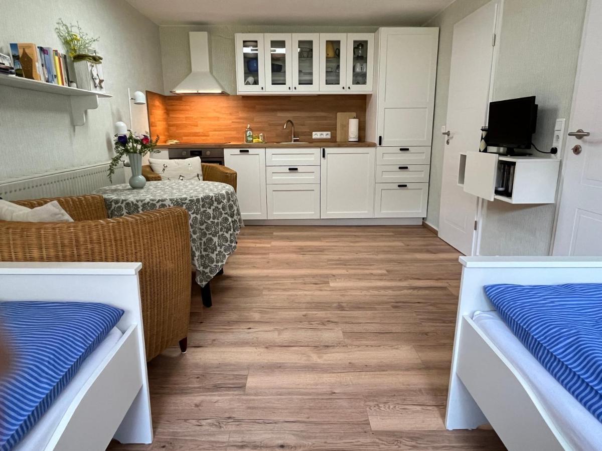 Sonnige Souterrain-Ferienwohnung Sassnitz Exteriér fotografie